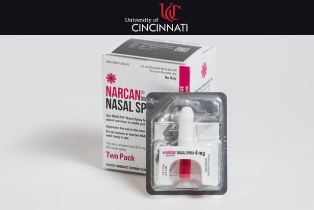 Nearly 1,000 overdoses reversed using naloxone distributed through vending machine